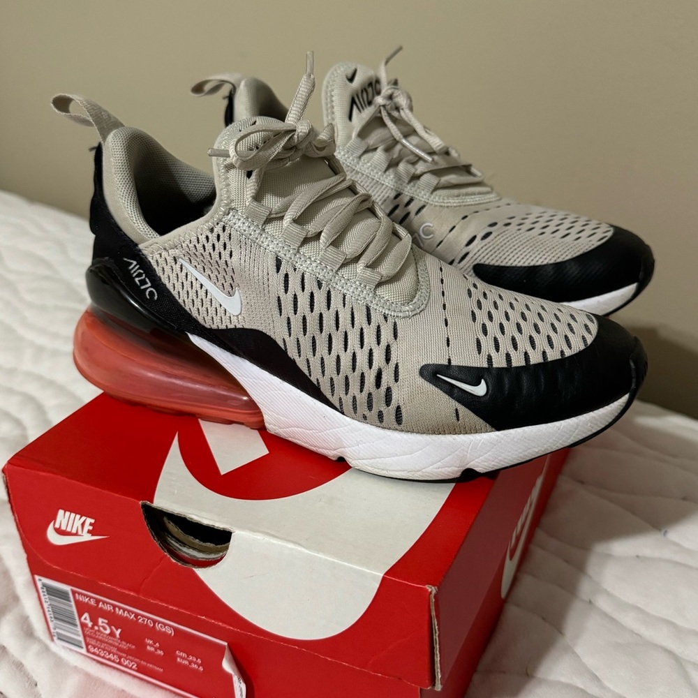 Nike Air Max 270